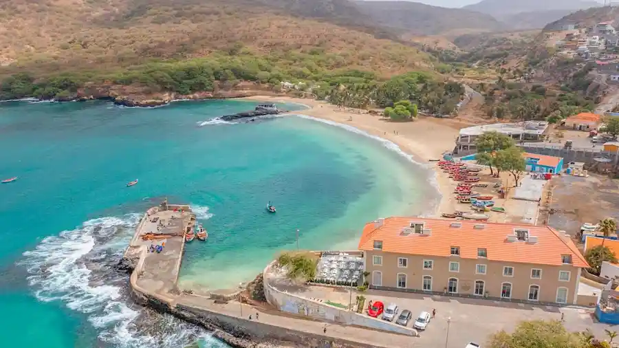 Oasis Tarrafal Alfandega Suites